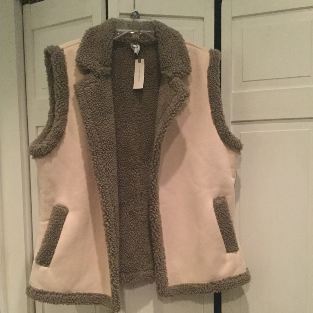 Anthropologie NWT sheer beige/olive green vest-OS